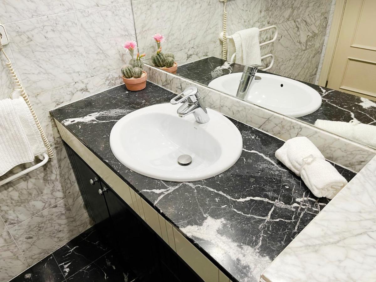 Encantador Apartamento De 125 M2 En Pleno Centro -Prime Video Zaragoza Ngoại thất bức ảnh